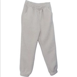 Trendy fuzzy white pants